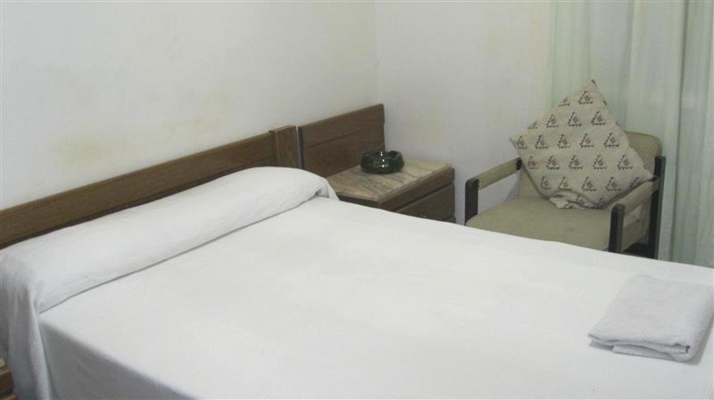 Pensión Iglesias Saragoça Quarto foto